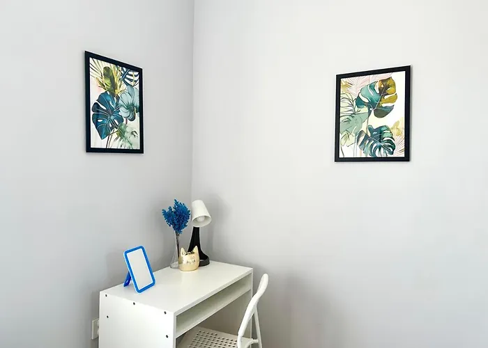 Mmrent Leaf Проживание в семье