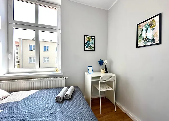 Mmrent Leaf 格但斯克